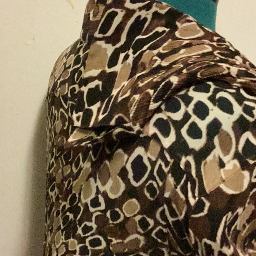 Chico’s Womens Semi Sheer Printed Tunic 3/4 Sleeves Size 2 - Picture 4 of 6